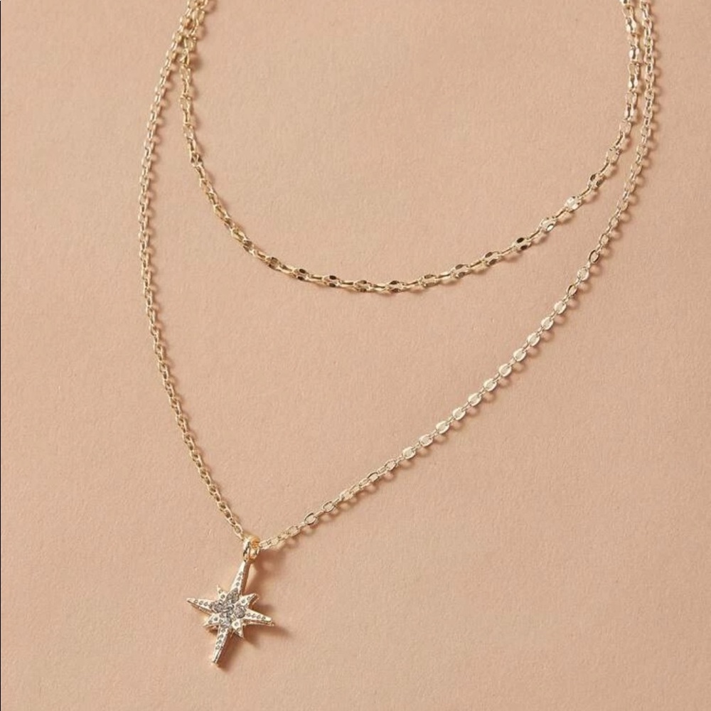 • Lilith • Layered Star Necklace - Picture 3 of 4